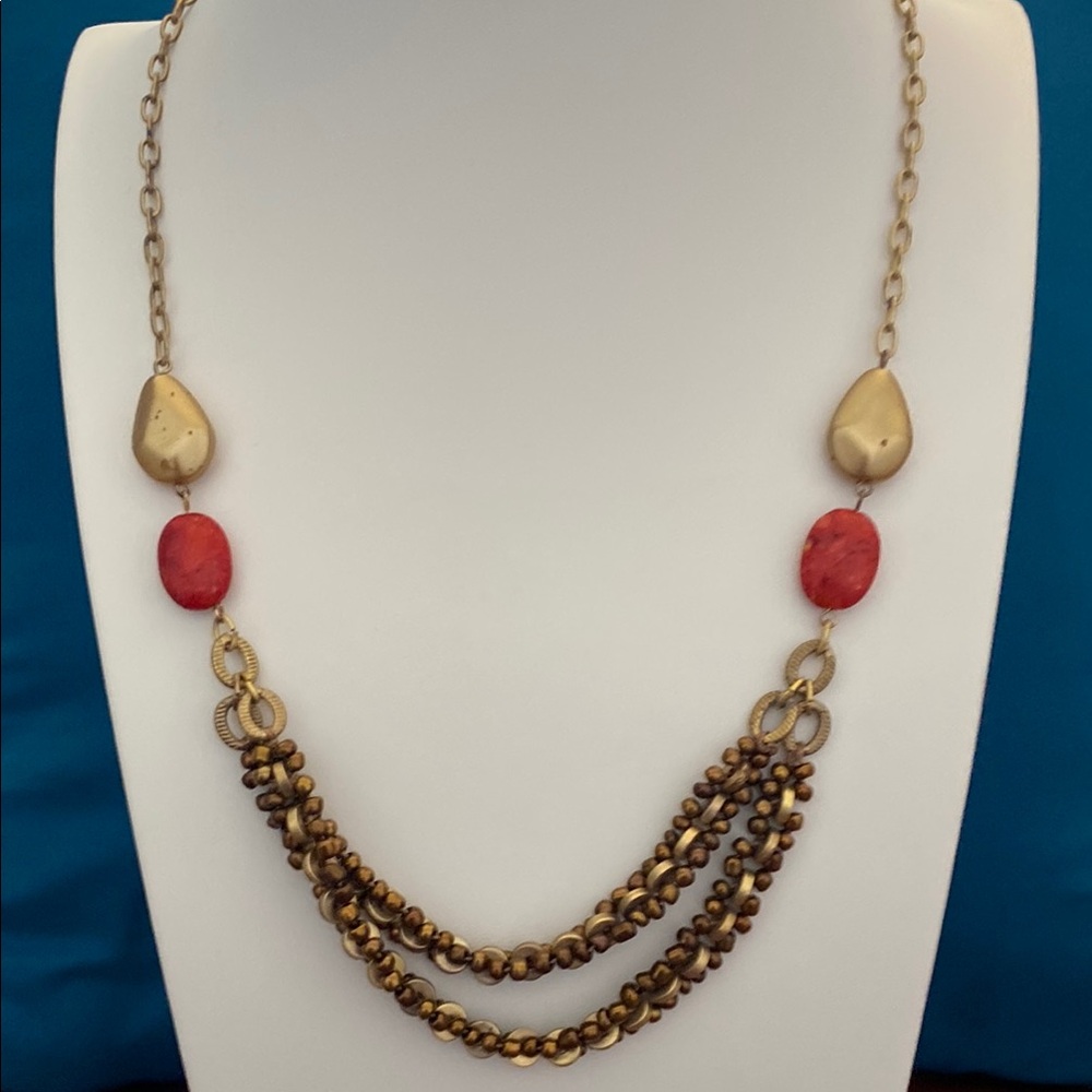 10/$10  Gold tone and Red Necklace